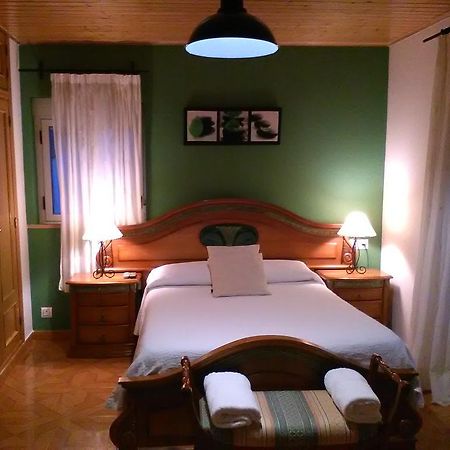 Casa Rural La Esmeralda Navarredonda de Gredos Εξωτερικό φωτογραφία