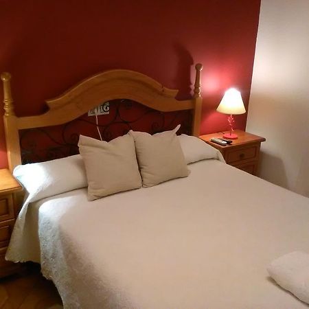 Casa Rural La Esmeralda Navarredonda de Gredos Εξωτερικό φωτογραφία